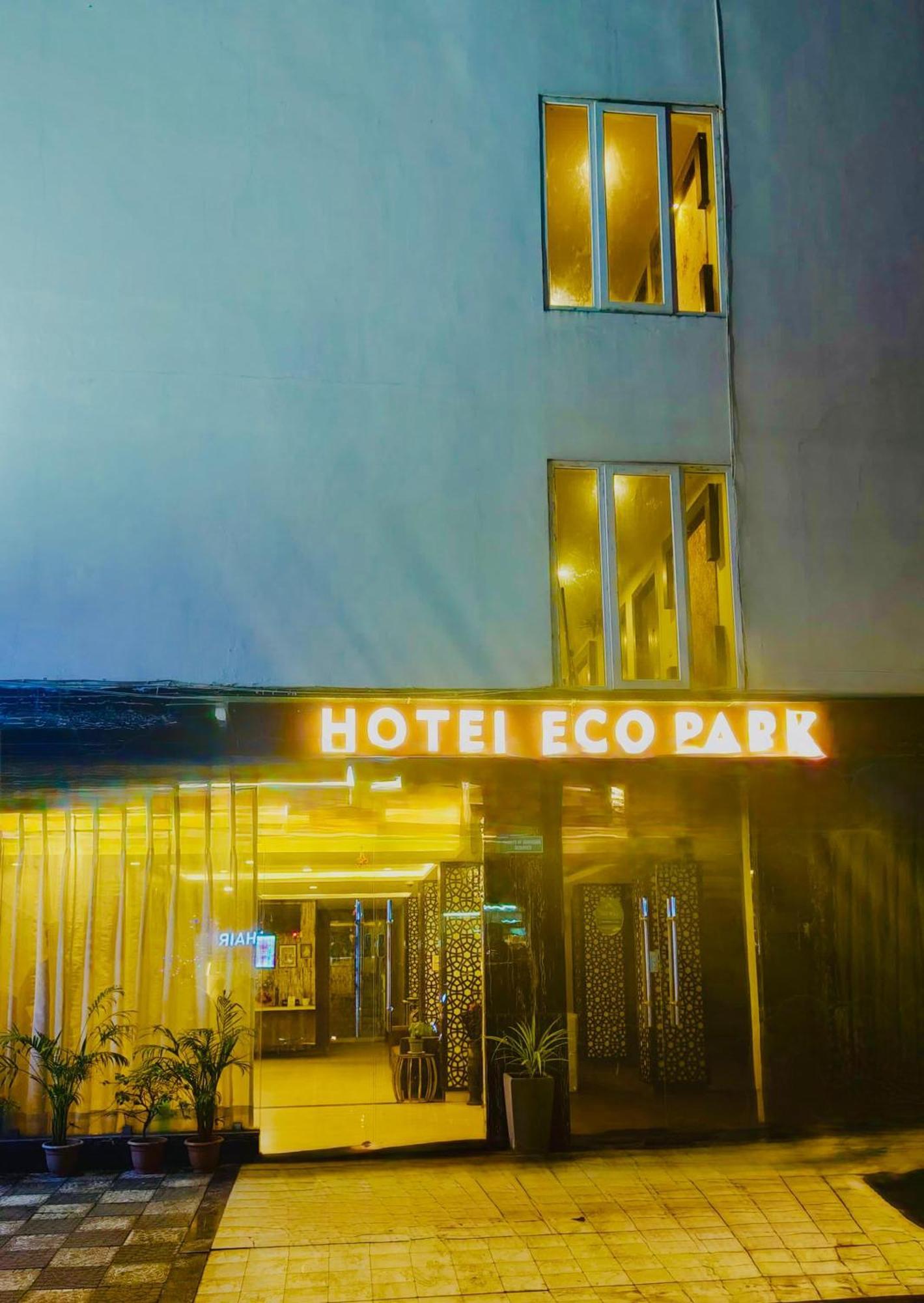 Hotel Eco Park New Town ภายนอก รูปภาพ